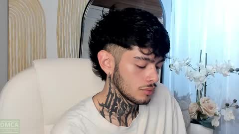 Snapshot of mihailleroy chatting on 02-14-25, 01:56 MIHAIL LEROY finally independent model online show from 02-14-25, 01:56