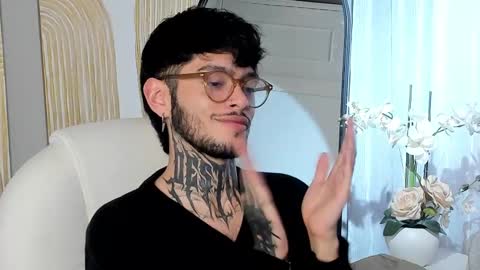 Snapshot of mihailleroy chatting on 02-27-25, 11:15 MIHAIL LEROY finally independent model online show from 02-27-25, 11:15