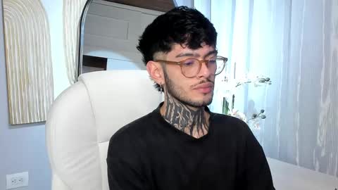 Snapshot of mihailleroy chatting on 03-05-25, 11:49 MIHAIL LEROY finally independent model online show from 03-05-25, 11:49