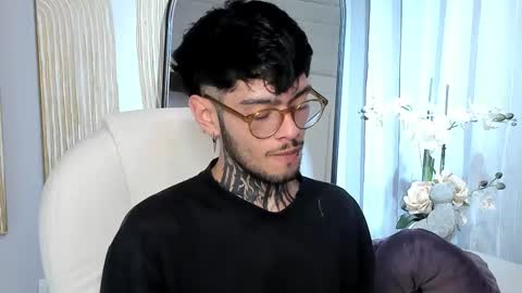 Snapshot of mihailleroy chatting on 03-06-25, 02:51 MIHAIL LEROY finally independent model online show from 03-06-25, 02:51