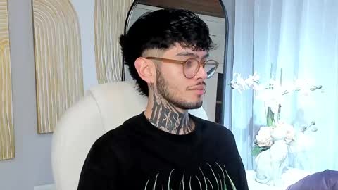 Snapshot of mihailleroy chatting on 03-07-25, 10:54 MIHAIL LEROY finally independent model online show from 03-07-25, 10:54