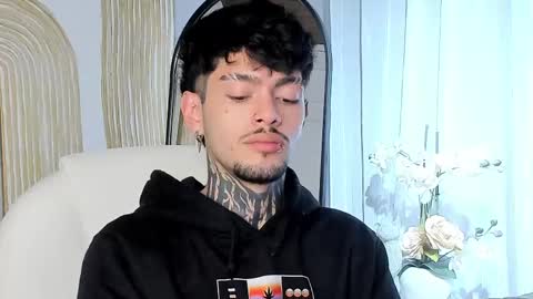 Snapshot of mihailleroy chatting on 03-10-25, 10:45 MIHAIL LEROY finally independent model online show from 03-10-25, 10:45