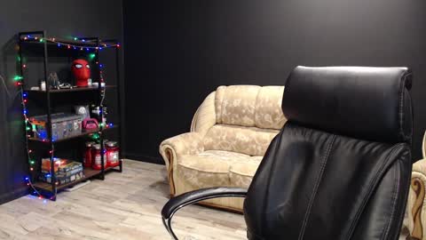 Snapshot of mihasikd chatting on 01-13-25, 03:26 Misha Winchester online show from 01-13-25, 03:26