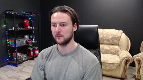 Snapshot of mihasikd chatting on 01-14-25, 05:45 Misha Winchester online show from 01-14-25, 05:45