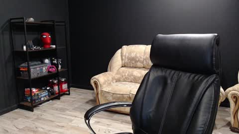 Snapshot of mihasikd chatting on 01-30-25, 04:02 Misha Winchester online show from 01-30-25, 04:02
