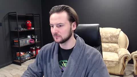 Snapshot of mihasikd chatting on 02-12-25, 02:10 Misha Winchester online show from 02-12-25, 02:10