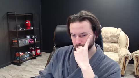 Snapshot of mihasikd chatting on 02-14-25, 10:07 Misha Winchester online show from 02-14-25, 10:07