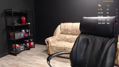 Snapshot of mihasikd chatting on 02-18-25, 06:58 Misha Winchester online show from 02-18-25, 06:58