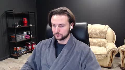 Snapshot of mihasikd chatting on 02-19-25, 08:31 Misha Winchester online show from 02-19-25, 08:31