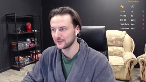 Snapshot of mihasikd chatting on 02-26-25, 09:48 Misha Winchester online show from 02-26-25, 09:48