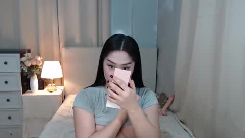 Snapshot of miho_ishikawa chatting on 12-08-24, 02:49 Miho online show from 12-08-24, 02:49