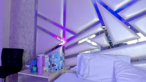 MIA 3 online show from 10-07-25, 03:04