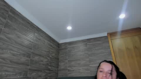 Snapshot of miia_belll chatting on 05-23-26, 07:24 Mia online show from 05-23-26, 07:24