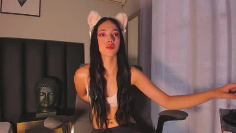 Snapshot of miia_bratz chatting on 09-26-25, 08:24 miia_bratz online show from 09-26-25, 08:24