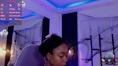 Miia Schwarz  online show from 11-03-25, 04:58