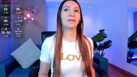 Snapshot of miia_taylors chatting on 07-04-26, 01:06 Miia 3 online show from 07-04-26, 01:06