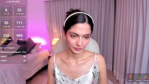 Mia online show from 12-27-24, 06:57