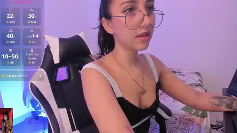 Snapshot of miiller_sofiia chatting on 02-12-26, 12:27 miiller_sofiia online show from 02-12-26, 12:27