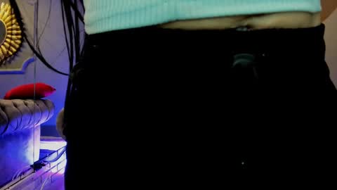 Snapshot of miilu__1 chatting on 12-20-24, 07:01 miilu online show from 12-20-24, 07:01