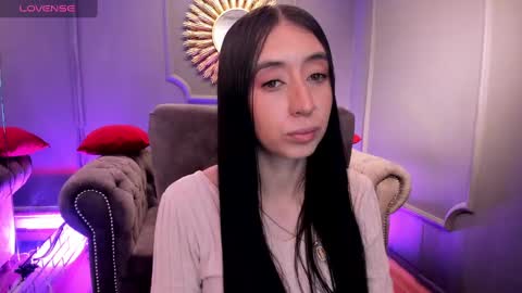 Snapshot of miilu__1 chatting on 01-12-25, 03:17 miilu online show from 01-12-25, 03:17