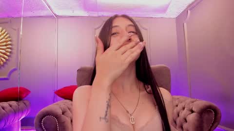 Snapshot of miilu__1 chatting on 02-07-25, 09:16 miilu online show from 02-07-25, 09:16