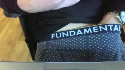 mik online show from 12-23-24, 11:25