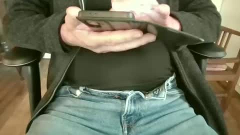 mik online show from 10-20-25, 12:38