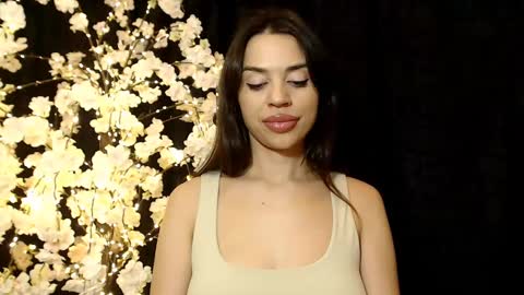 Mika online show from 12-11-24, 08:39