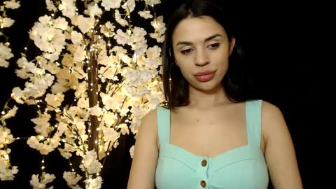 Mika online show from 12-16-24, 07:00