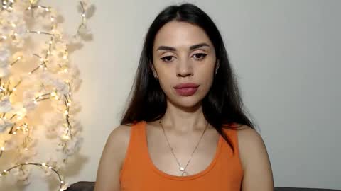 Mika online show from 10-15-25, 11:43