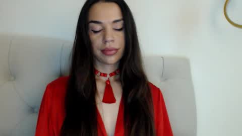 Mika online show from 10-24-25, 07:21