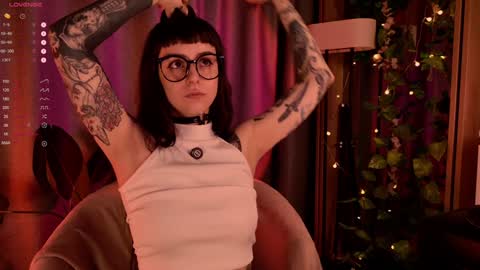 mika_moon_ online show from 01-21-25, 03:15