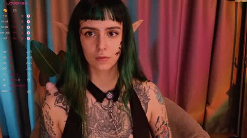 mika_moon_ online show from 02-03-25, 08:46