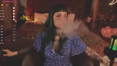 mika_moon_ online show from 02-26-25, 12:36