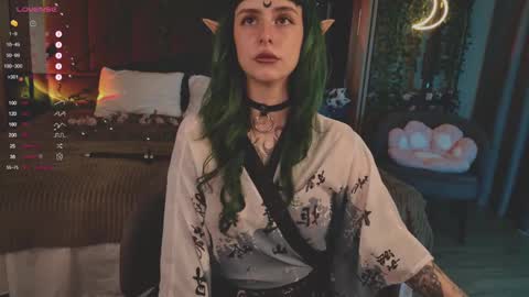 mika_moon_ online show from 03-09-25, 08:07