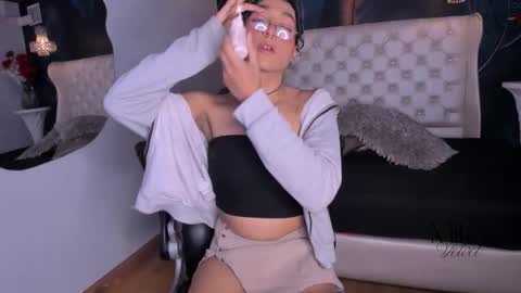 Snapshot of mika_velvet chatting on 02-10-26, 04:05 mika_velvet online show from 02-10-26, 04:05