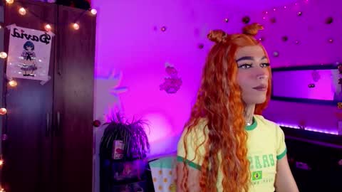 Snapshot of mikaelarangel chatting on 12-20-25, 04:52 mikaelarangel online show from 12-20-25, 04:52