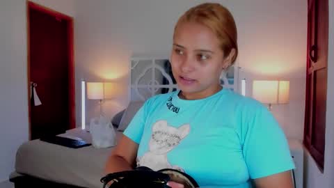 Mikaela blondie bigass online show from 01-18-26, 11:58