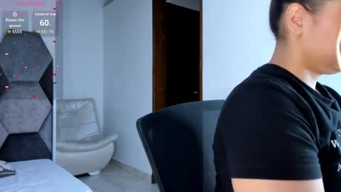 Mikaela blondie bigass online show from 05-14-26, 07:20