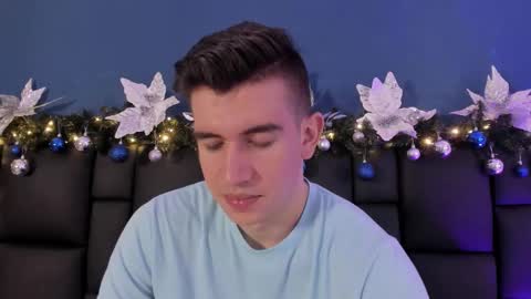 mikael online show from 12-04-25, 04:33