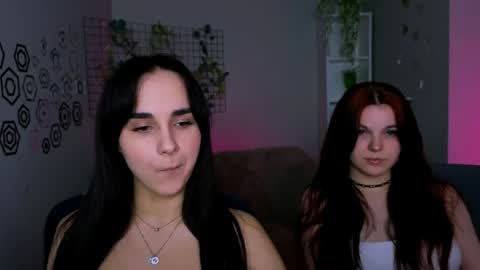 Mika online show from 04-21-26, 09:48