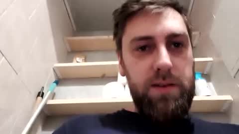 Snapshot of mikavfr chatting on 02-08-25, 04:36 Mika online show from 02-08-25, 04:36