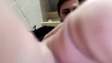 Snapshot of mikavfr chatting on 02-18-25, 06:37 Mika online show from 02-18-25, 06:37