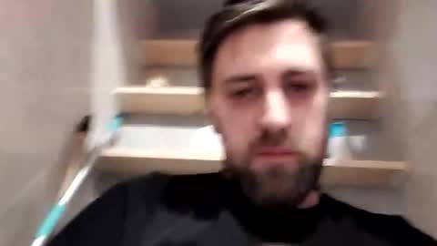 Snapshot of mikavfr chatting on 02-24-25, 05:09 Mika online show from 02-24-25, 05:09