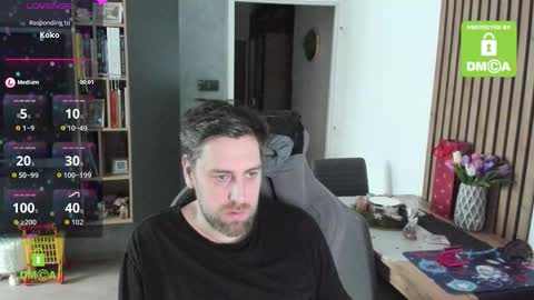 Snapshot of mikavfr chatting on 12-18-25, 12:11 Mika online show from 12-18-25, 12:11