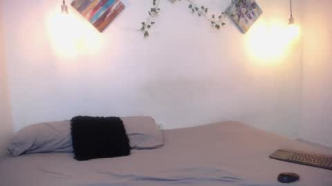 mikaza online show from 05-20-26, 12:55