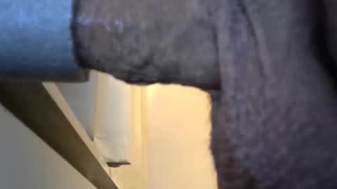 Snapshot of mike26051 chatting on 11-26-25, 03:35 mike26051 online show from 11-26-25, 03:35