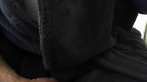 Snapshot of mike26051 chatting on 12-22-25, 01:19 mike26051 online show from 12-22-25, 01:19