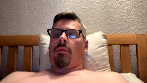 mike4u26 online show from 10-04-25, 10:08