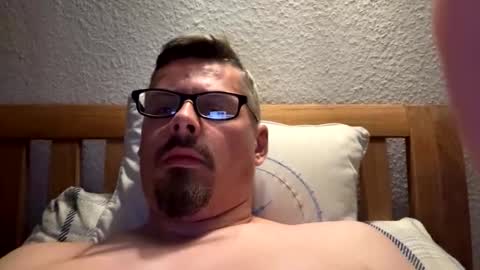 mike4u26 online show from 10-14-25, 09:15